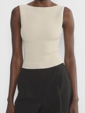 Aritzia Babaton Sculpt Knit Tank Cream Sleeveless Top Size L